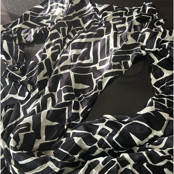 RIVER ISLAND *NWT* Black Satin Abstract Slip MIDI DRESS UK 16/US 12 - Picture 5 of 8